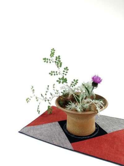 Japanese style flower arrangement